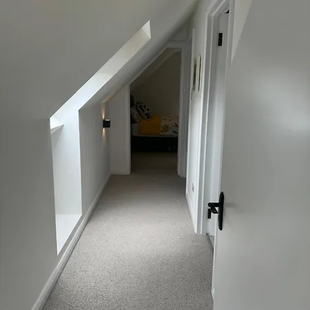 Holiday home A Fantastic Hideaway In For 4 People Blackwater