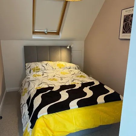 Holiday home A Fantastic Hideaway In For 4 People