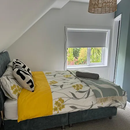 A Fantastic Hideaway In For 4 People *