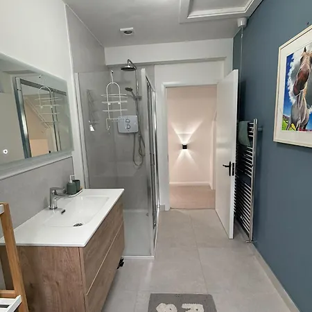 A Fantastic Hideaway In For 4 People With 2 Bedrooms