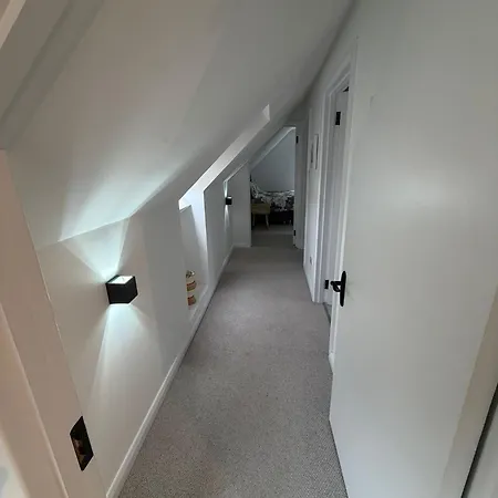 A Fantastic Hideaway In For 4 People With 2 Bedrooms Blackwater