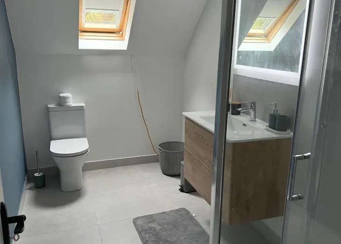 A Fantastic Hideaway In For 4 People With 2 Bedrooms *